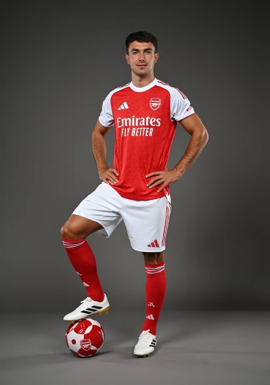 顶对弱踢脚 顶对弱踢脚